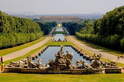 CASERTA E NAPOLI